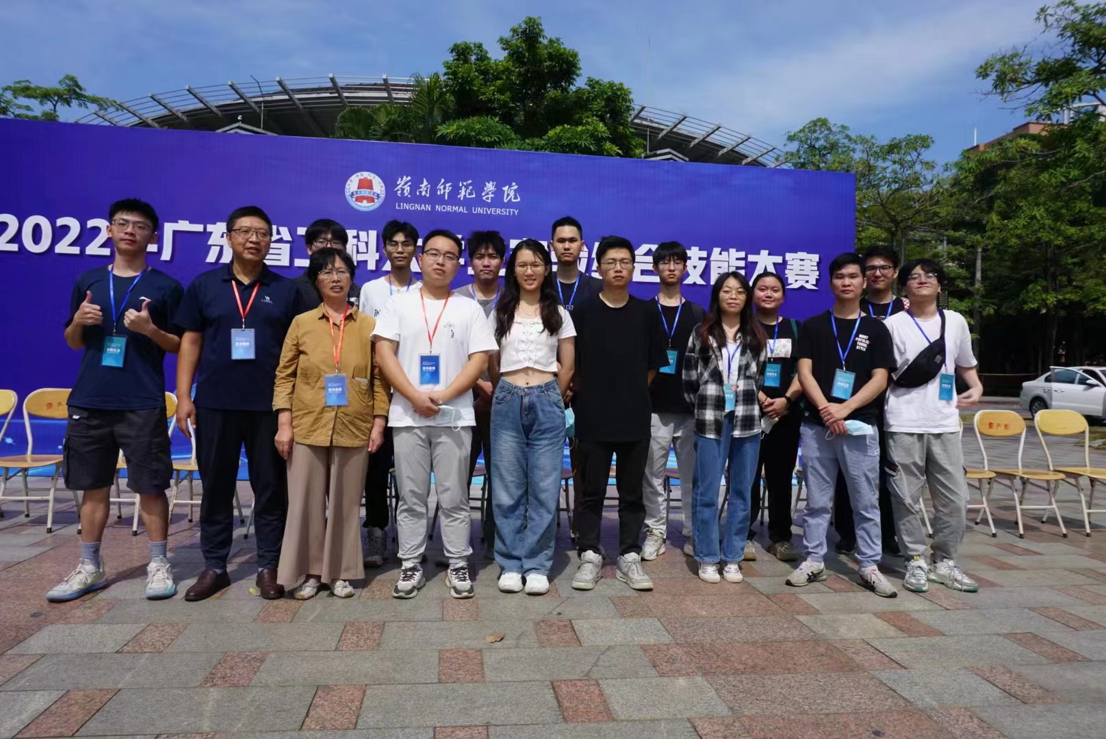 2022年广东省工科大学生实验综合技能竞赛（全地形越障排爆小车和3D设计与制作赛项）.jpg