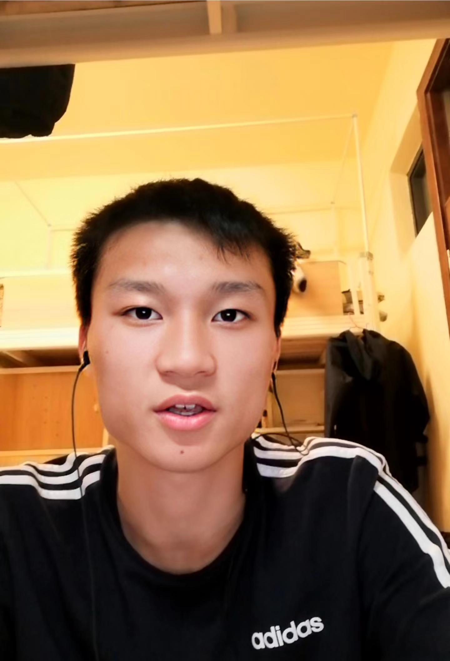 丁培杰照片３.jpg